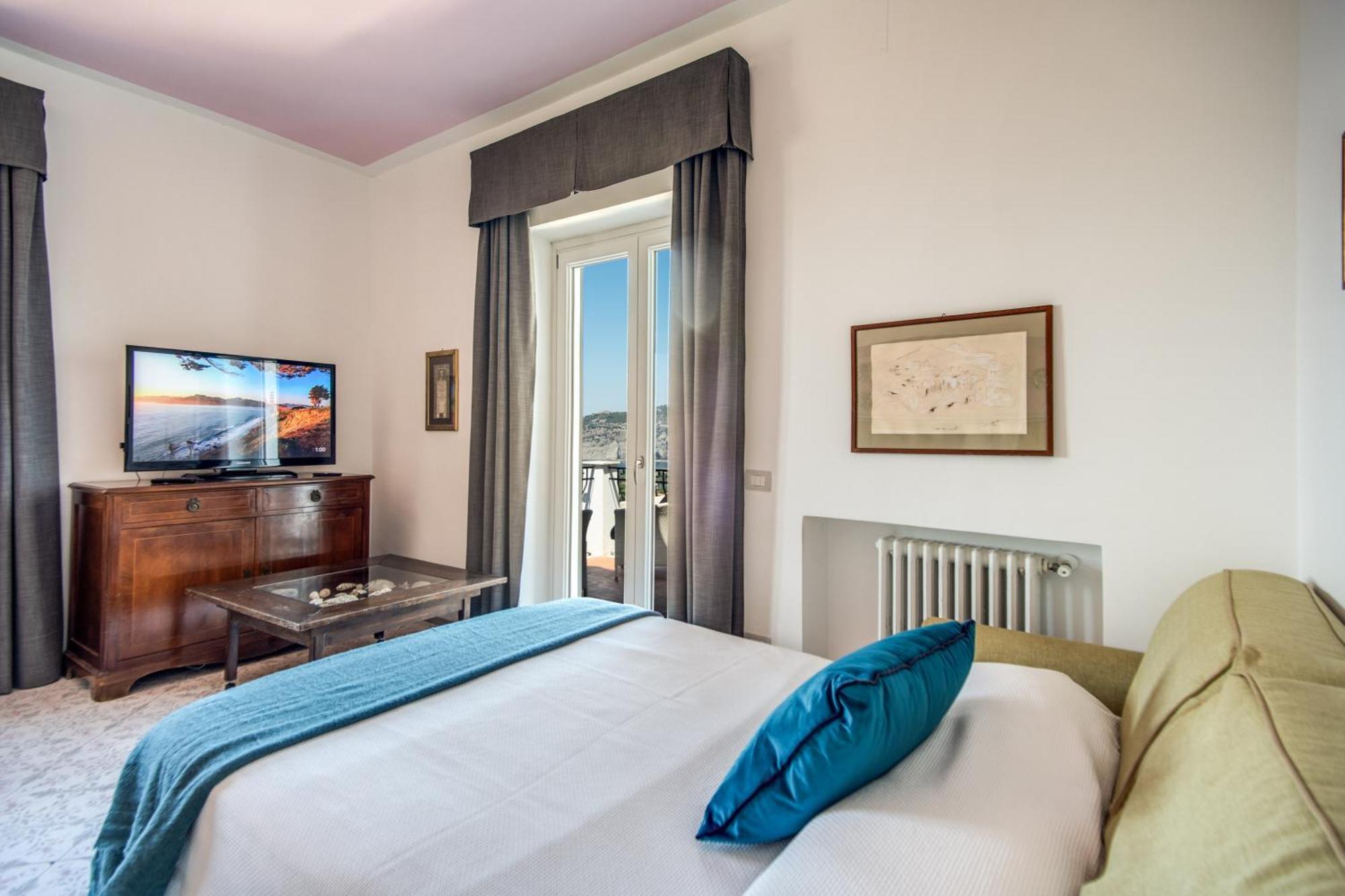 M Suites Sorrento Eksteriør bilde