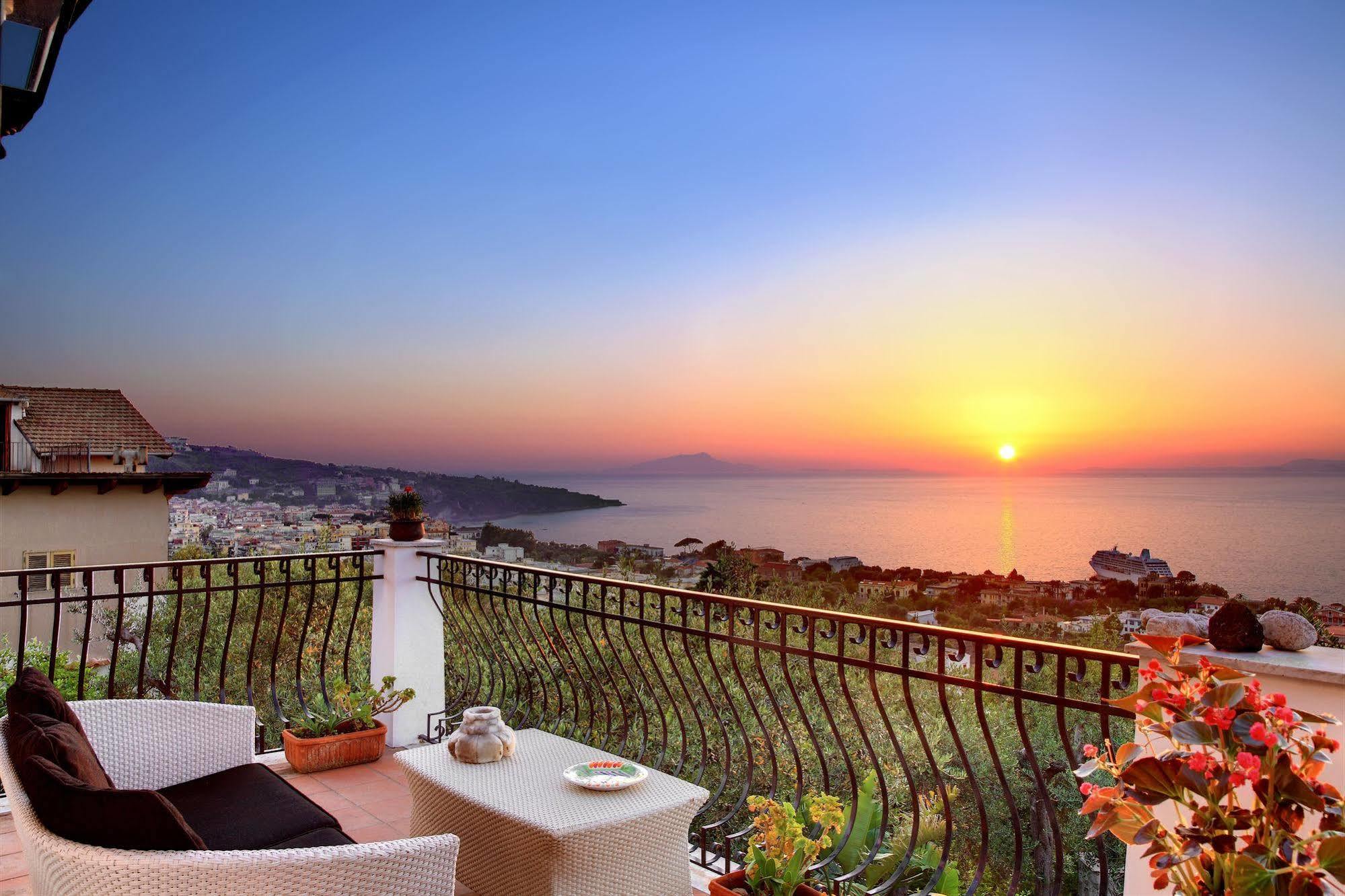 M Suites Sorrento Eksteriør bilde